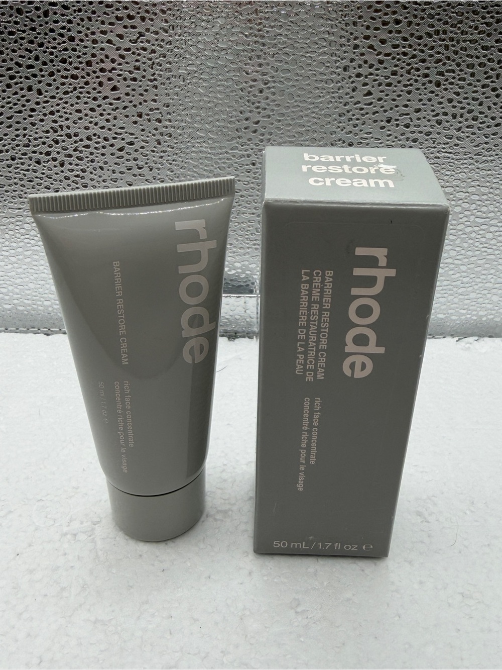 RHODE Barrier Restore Cream - Gray